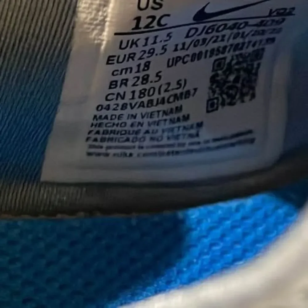 Shoes kids size 12C Nike Flex Runner Kids Shoes